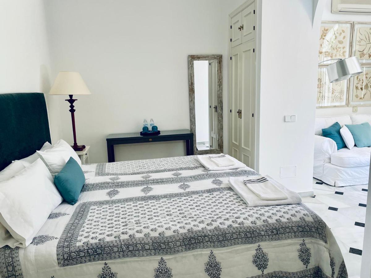 Villa Peace & Tranquility, Sotogrande, Spain (Adults Only) Extérieur photo